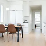 شقة Rahulihomes, Sauna, 2toilets, Location On Jyvaeskylae, 65 Tv, Balcony, Free Parking, 6min To City, Paviljonki 1min Jyväskylä