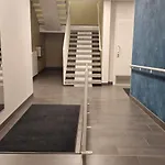 Rahulihomes, Sauna, 2toilets, Location On Jyvaeskylae, 65 Tv, Balcony, Free Parking, 6min To City, Paviljonki 1min شقة Jyväskylä