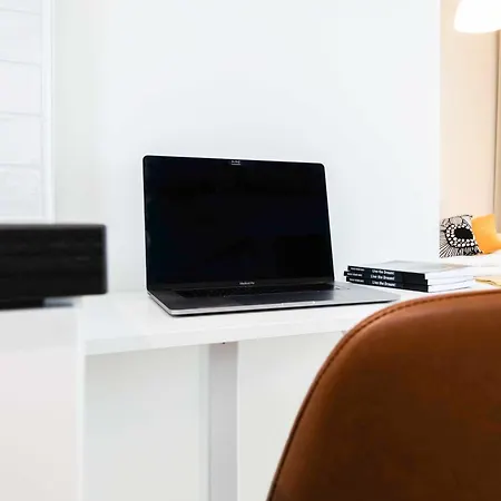 Rahulihomes, Sauna, 2toilets, Location On Jyvaeskylae, 65 Tv, Balcony, Free Parking, 6min To City, Paviljonki 1min