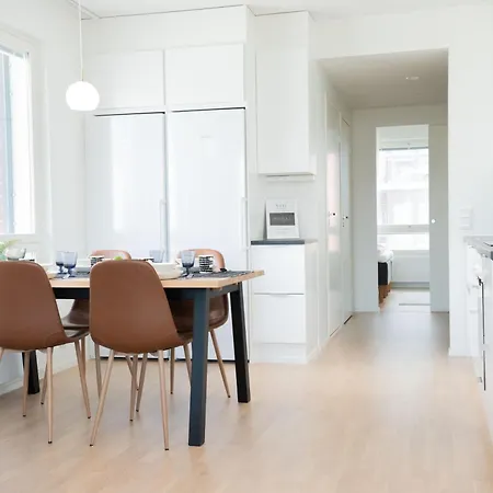 Appartement Rahulihomes, Sauna, 2toilets, Location On Jyvaeskylae, 65 Tv, Balcony, Free Parking, 6min To City, Paviljonki 1min Jyväskylä