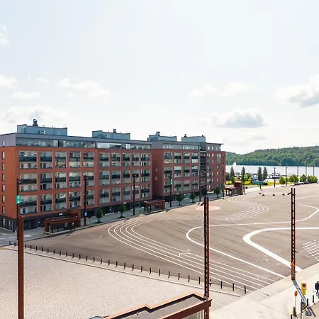 Rahulihomes, Sauna, 2toilets, Location On Jyvaeskylae, 65 Tv, Balcony, Free Parking, 6min To City, Paviljonki 1min Appartement