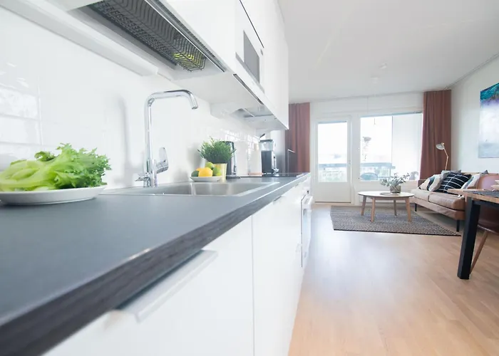 Rahulihomes, Sauna, 2toilets, Location On Jyvaeskylae, 65 Tv, Balcony, Free Parking, 6min To City, Paviljonki 1min *