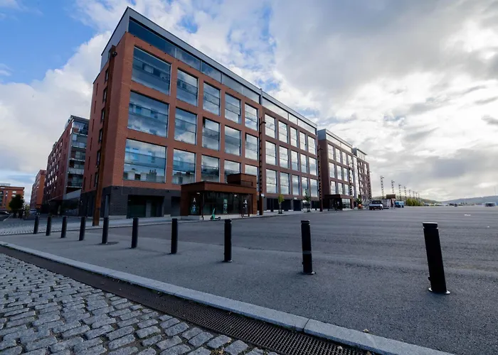 Apartamento Rahulihomes, Sauna, 2toilets, Location On Jyvaeskylae, 65 Tv, Balcony, Free Parking, 6min To City, Paviljonki 1min Jyväskylä