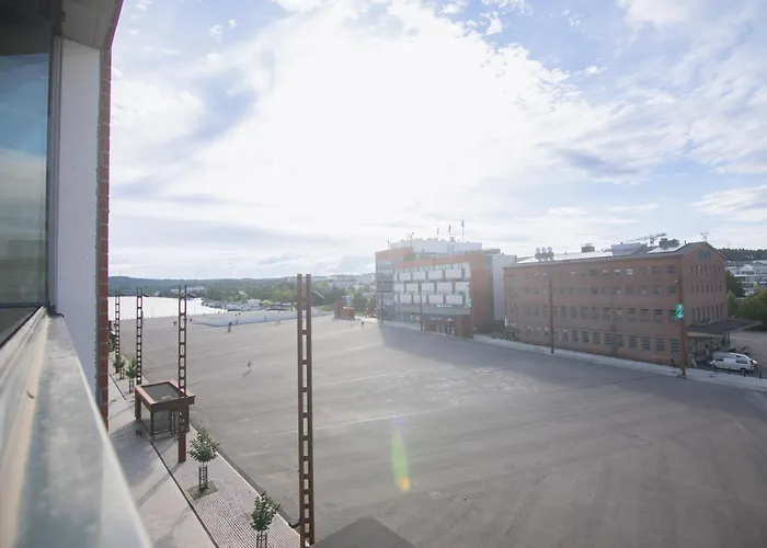 Rahulihomes, Sauna, 2toilets, Location On Jyvaeskylae, 65 Tv, Balcony, Free Parking, 6min To City, Paviljonki 1min * Jyväskylä