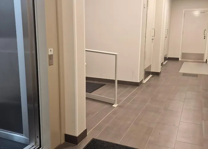 Apartamento Rahulihomes, Sauna, 2toilets, Location On Jyvaeskylae, 65 Tv, Balcony, Free Parking, 6min To City, Paviljonki 1min Jyväskylä